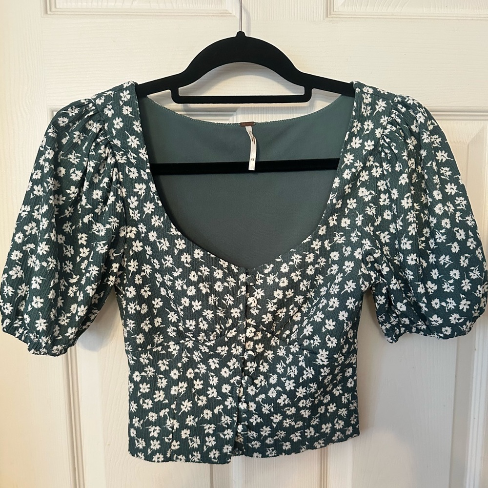 Free People Green Floral Puff Sleeve Crop Blouse size XS